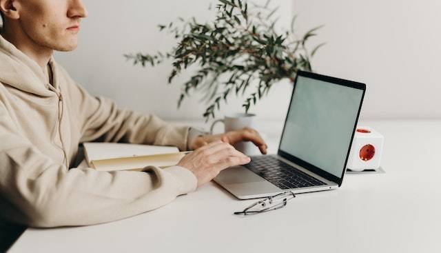 7 Ways to Use Technology to Increase Productivity