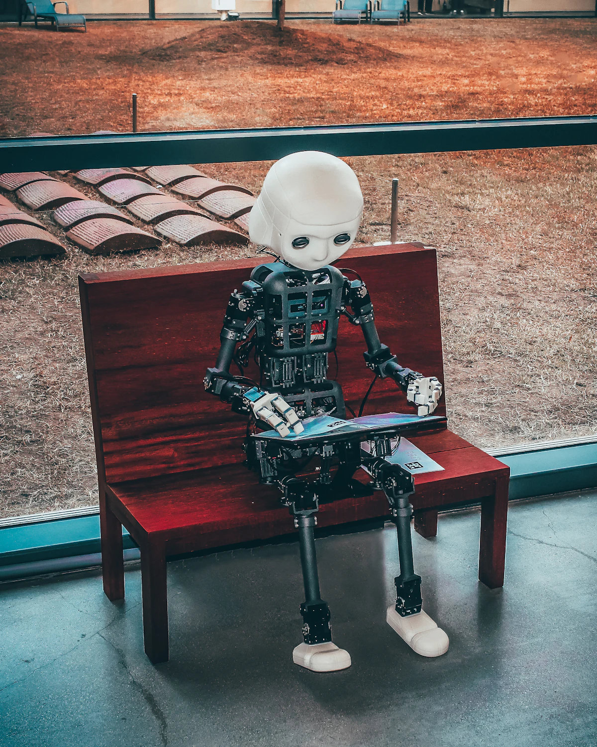 Microsoft Copilot vs ChatGPT for work 2026